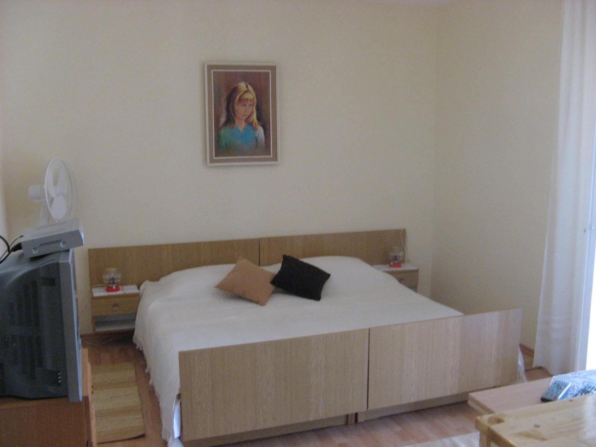 Guest House Jelsa Jelsa  Zimmer foto